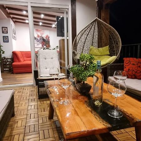 Luxurious Three Bedrooms Apartment With Two Terraces Kaštela Esterno foto